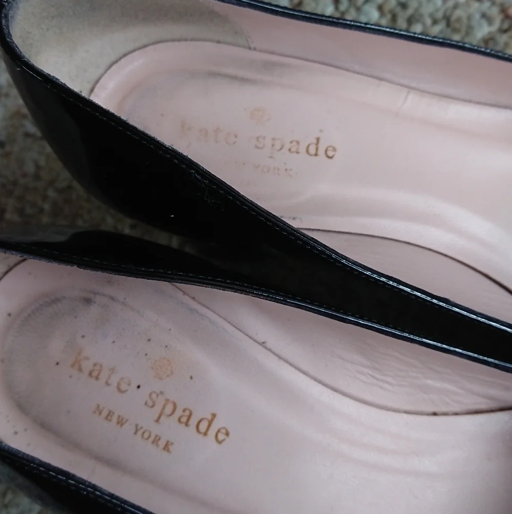 kate spade new york Dana Glitter Broach Black Patent Leather Pumps SIZE 6.5